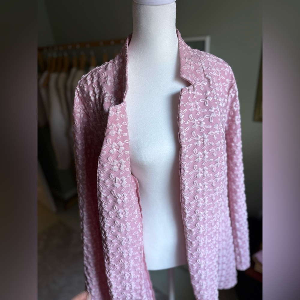 Pink Textured Long Line Open Front Mock Neck Blazer - Picture 5 of 9